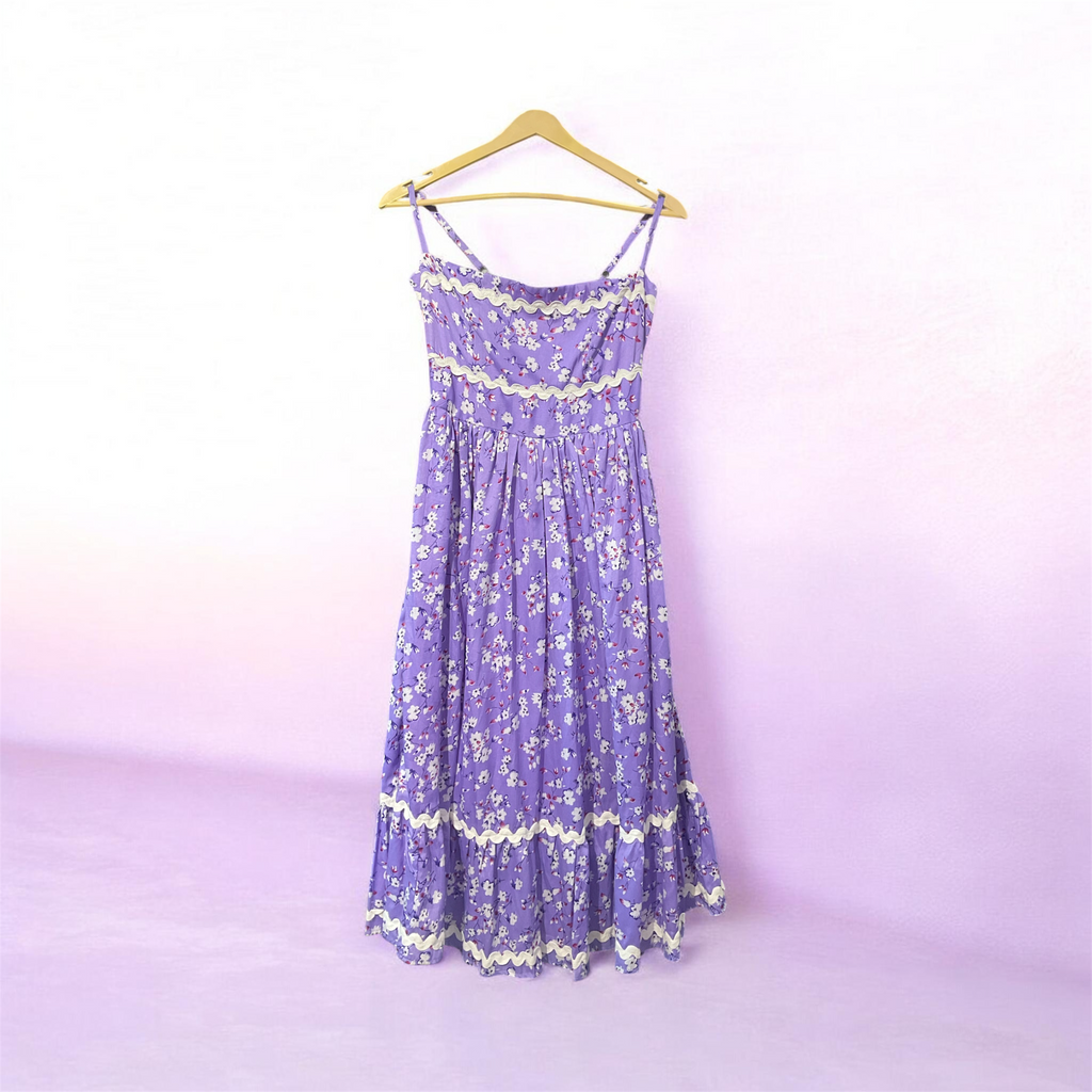 Women's Lavender Floral Knee-Length Sundress with Scalloped Trim