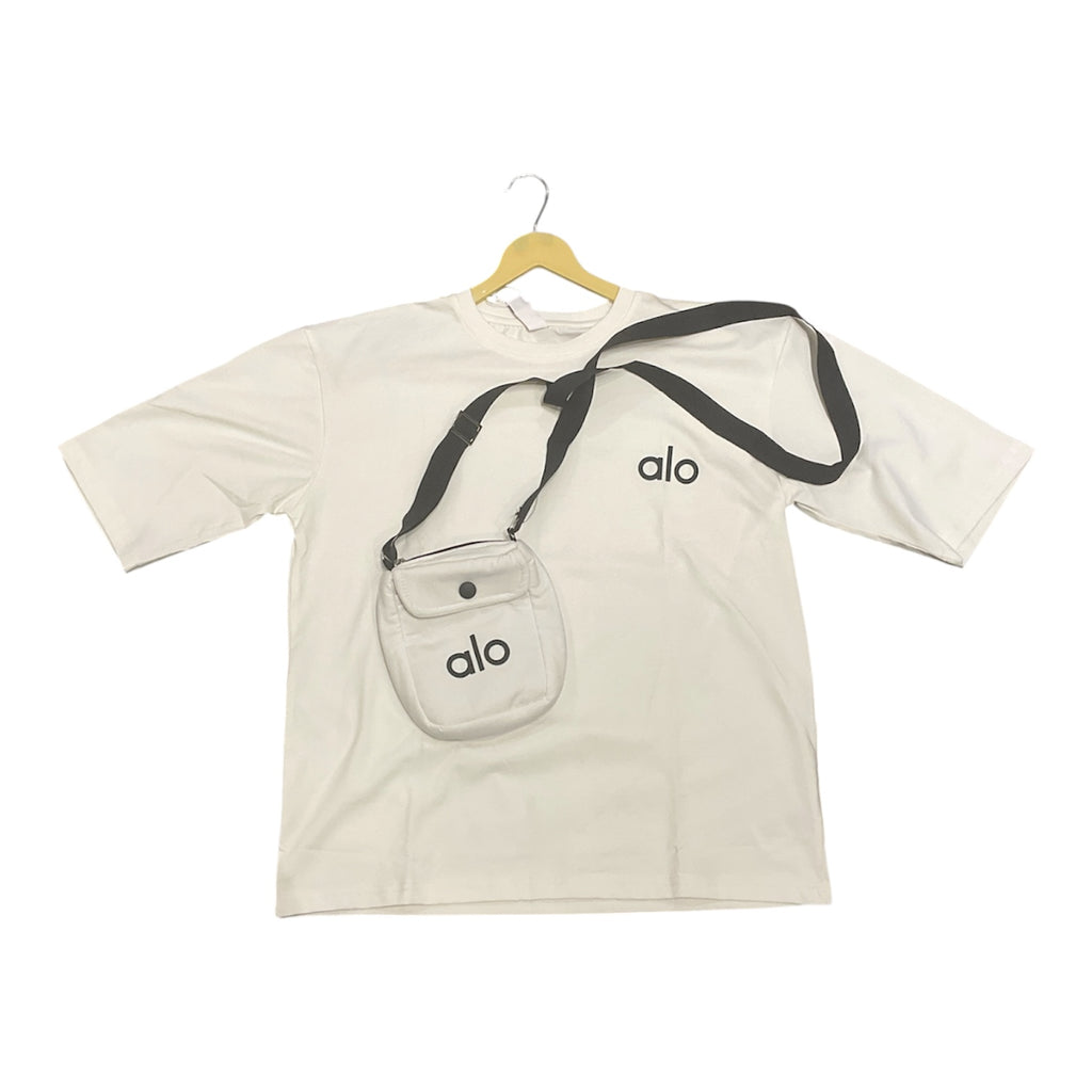 The Off-Duty Minimalist Set: Tee + Crossbody