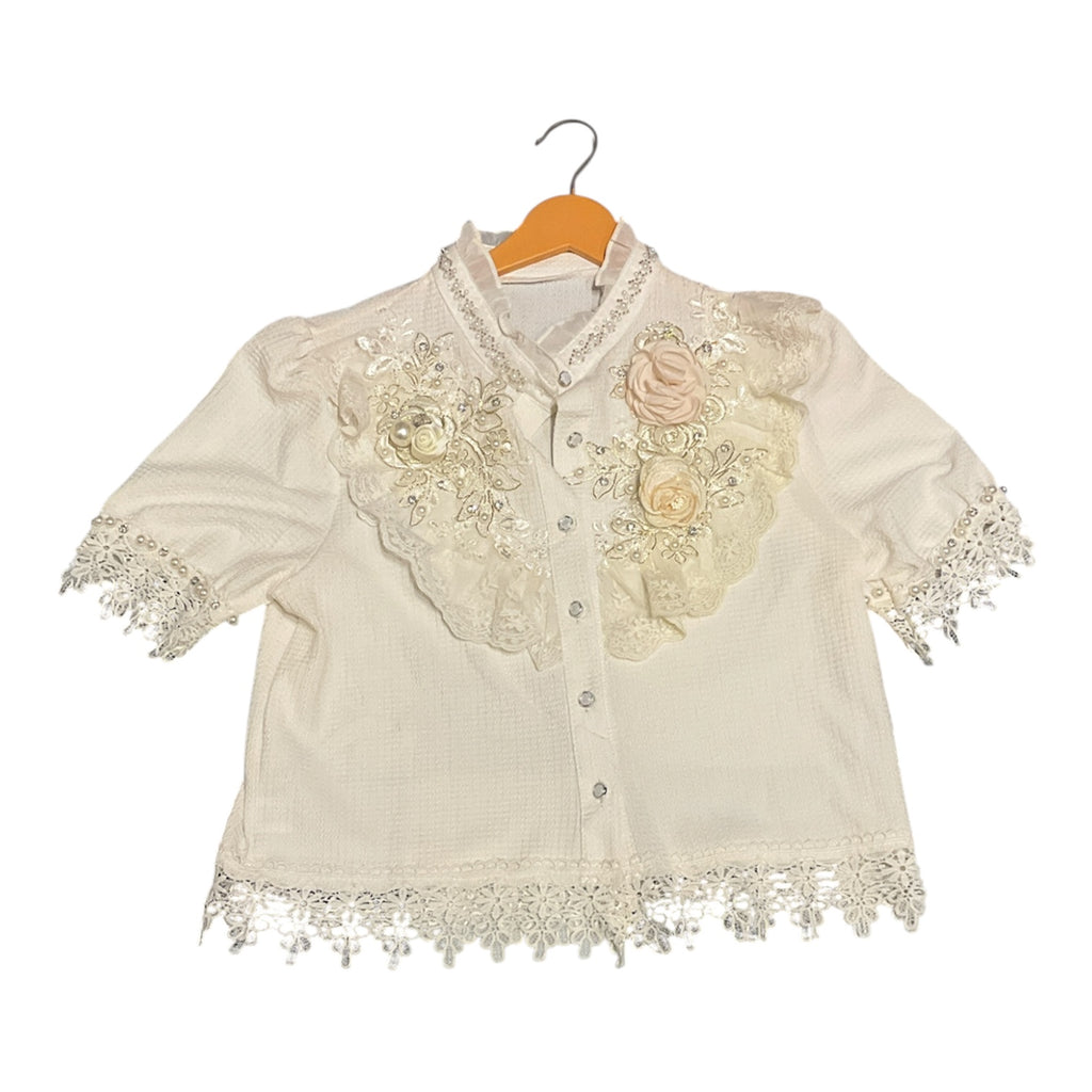 Vintage-Inspired Floral Lace Blouse